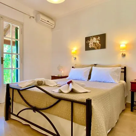 Kessar St Stephanos With Private Pool By Dadovillas Villa