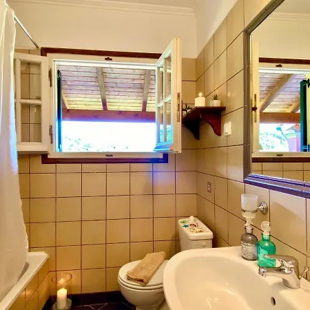 Kessar St Stephanos With Private Pool By Dadovillas *