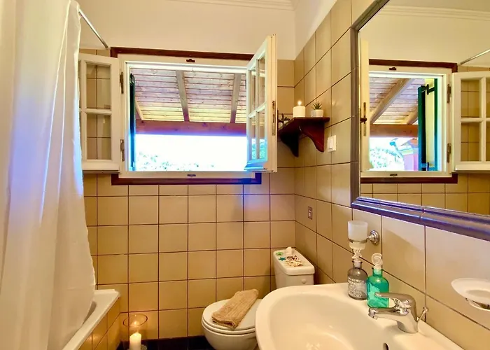 Kessar St Stephanos With Private Pool By Dadovillas *