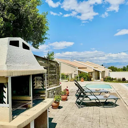 Kessar St Stephanos With Private Pool By Dadovillas *