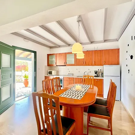 Kessar St Stephanos With Private Pool By Dadovillas Villa Agios Stefanos (Thinali)