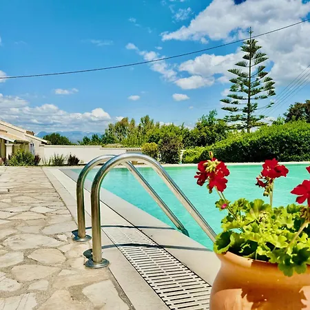 Kessar St Stephanos With Private Pool By Dadovillas Βίλα