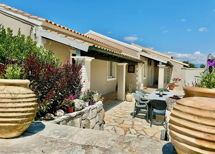Villa Kessar St Stephanos With Private Pool By Dadovillas Agios Stefanos Kassiopi