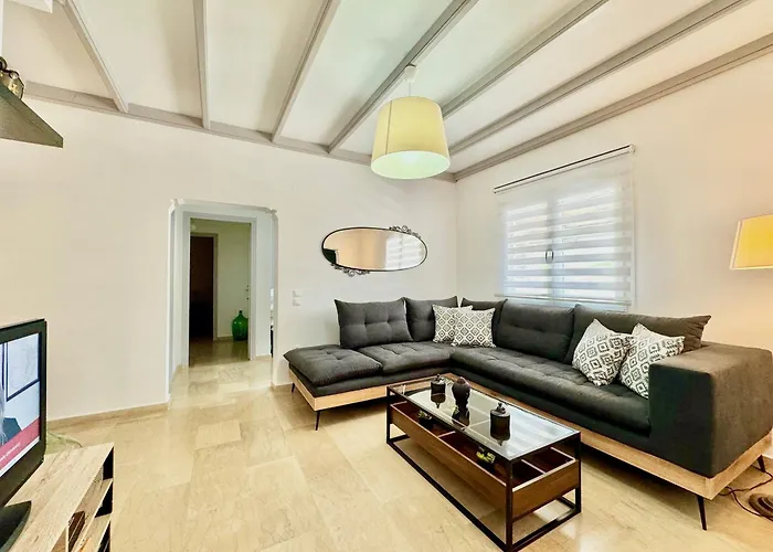 Kessar St Stephanos With Private Pool By Dadovillas